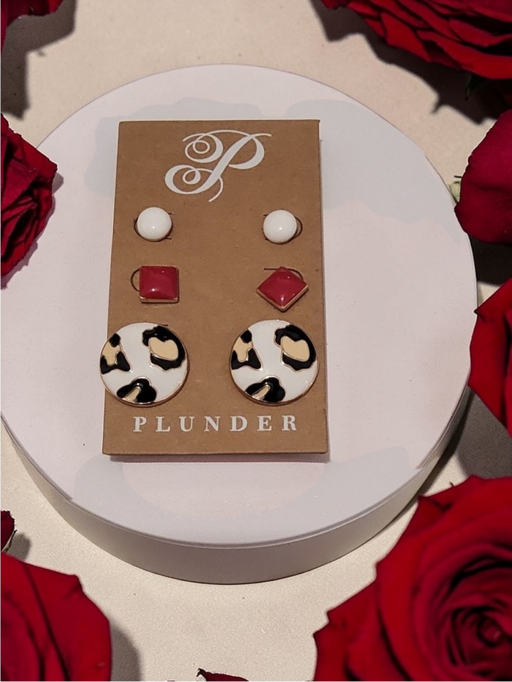 Plunder Mixed Stud Earring Set in White, Red and Black-Tan Leopard